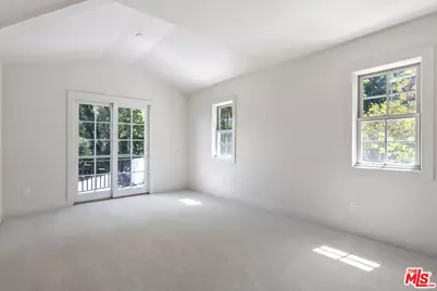 23550 Valley View Rd, Calabasas, CA 91302 - Photo 16
