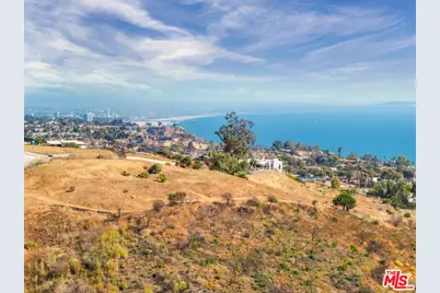750 N Via Santa Ynez, Pacific Palisades, CA 90272 - Photo 20