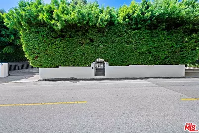 2563 Hutton Dr, Beverly Hills, CA 90210 - Photo 66
