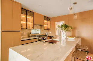 8921 Appian Way, Los Angeles, CA 90046 - Photo 12