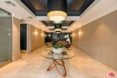 585 N Rossmore Ave #407, Los Angeles, CA 90004 - Photo 2