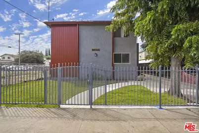 2466 Lancaster Ave, Los Angeles, CA 90033 - Photo 2