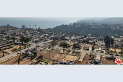 616 Via De La Paz, Pacific Palisades, CA 90272 - Photo 18