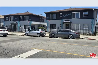 6736 West Blvd, Los Angeles, CA 90043 - Photo 1