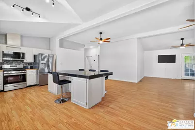 98 N Paseo Laredo, Cathedral City, CA 92234 - Photo 12