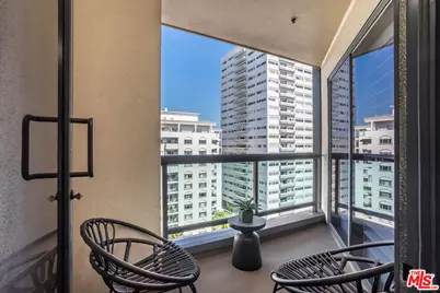 10724 Wilshire Blvd #1005, Los Angeles, CA 90024 - Photo 22