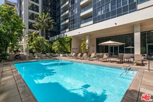 10724 Wilshire Blvd, Los Angeles, CA 90024 - Photo 40