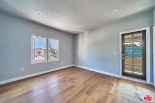 1226 Meadowbrook Ave, Los Angeles, CA 90019 - Photo 10