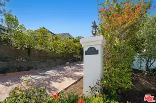 16581 Via Floresta, Pacific Palisades, CA 90272 - Photo 4