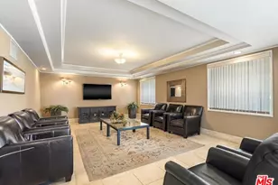 620 S Gramercy Pl, Los Angeles, CA 90005 - Photo 18