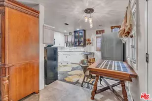 7506 Independenc Ave, Canoga Park, CA 91303 - Photo 8