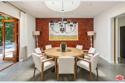 1188 Brooklawn Dr, Los Angeles, CA 90077 - Photo 10