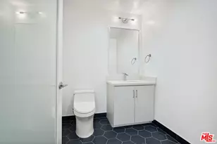 1746 Garfield Pl, Los Angeles, CA 90028 - Photo 12