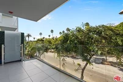 1705 Ocean Ave #206, Santa Monica, CA 90401 - Photo 12