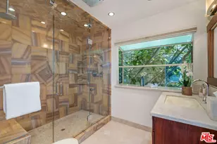 3928 Clayton Ave, Los Angeles, CA 90027 - Photo 10
