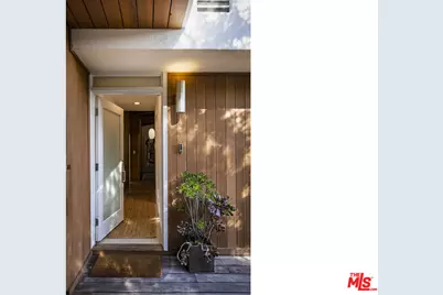 2422 Claremont Ave, Los Angeles, CA 90027 - Photo 8