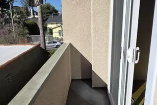 1154 N Sycamore Ave, Los Angeles, CA 90038 - Photo 14
