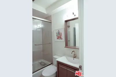 1617 S Beverly Glen Blvd #204, Los Angeles, CA 90024 - Photo 12