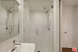 644 N Gramercy Pl, Los Angeles, CA 90004 - Photo 8