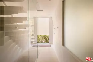 2407 San Marco Dr, Los Angeles, CA 90068 - Photo 4