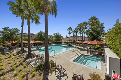 21990 Moveo Dr, Santa Clarita, CA 91350 - Photo 30