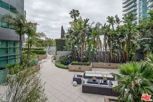 13650 Marina Pointe Dr, Marina del Rey, CA 90292 - Photo 12