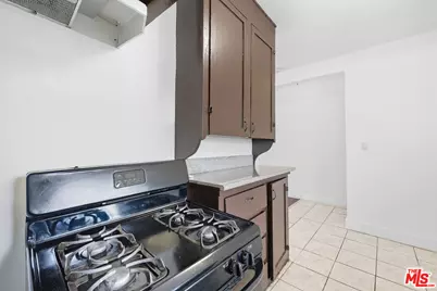 522 W Vernon Ave, Los Angeles, CA 90037 - Photo 24