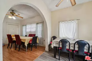 1946 S La Salle Ave, Los Angeles, CA 90018 - Photo 8
