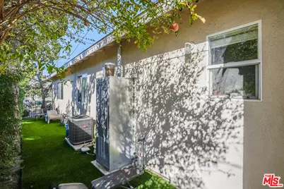 248 Branch St, Los Angeles, CA 90042 - Photo 10
