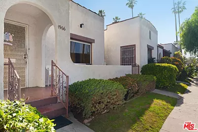 5700 S Gramercy Pl, Los Angeles, CA 90062 - Photo 8