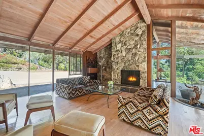 13241 Riviera Ranch Rd, Los Angeles, CA 90049 - Photo 4