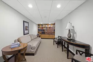 100 S Doheny Dr, Los Angeles, CA 90048 - Photo 36