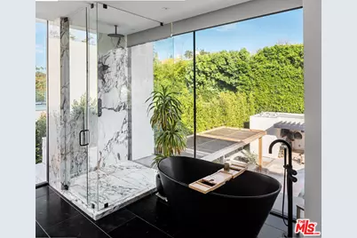 740 Warner Ave, Los Angeles, CA 90024 - Photo 26