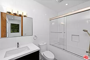 11200 Dona Lola Dr, Studio City, CA 91604 - Photo 28