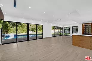 11200 Dona Lola Dr, Studio City, CA 91604 - Photo 4