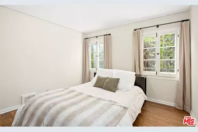 6502 Commodore Sloat Dr, Los Angeles, CA 90048 - Photo 26