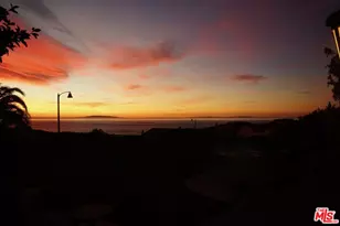 24656 Blue Dane Ln, Malibu, CA 90265 - Photo 32