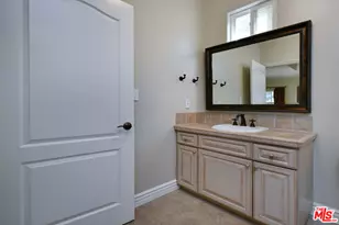 12207 Cantura St, Studio City, CA 91604 - Photo 28