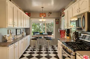 1441 Columbia Dr, Glendale, CA 91205 - Photo 8