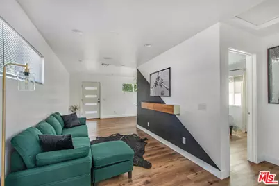 6567 5th Ave, Los Angeles, CA 90043 - Photo 6