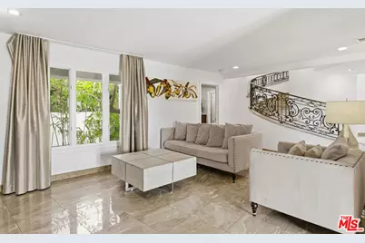 24366 La Masina Ct, Calabasas, CA 91302 - Photo 14