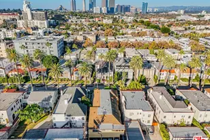 438 S Palm Dr, Beverly Hills, CA 90212 - Photo 42