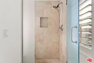 24762 Via Pradera, Calabasas, CA 91302 - Photo 22