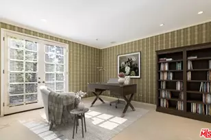 12386 Ridge Cir, Los Angeles, CA 90049 - Photo 20