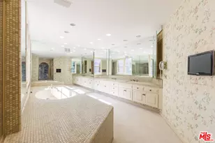 12386 Ridge Cir, Los Angeles, CA 90049 - Photo 28