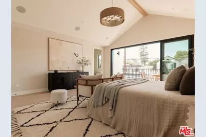 3629 Rosewood Ave, Los Angeles, CA 90066 - Photo 34