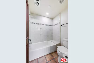 1382 Edgehill Pl, Pasadena, CA 91103 - Photo 22