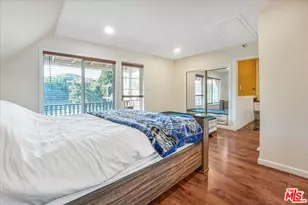 2070 Lilac Ln, Glendale, CA 91206 - Photo 32