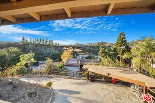 2070 Lilac Ln, Glendale, CA 91206 - Photo 30