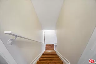 2070 Lilac Ln, Glendale, CA 91206 - Photo 20